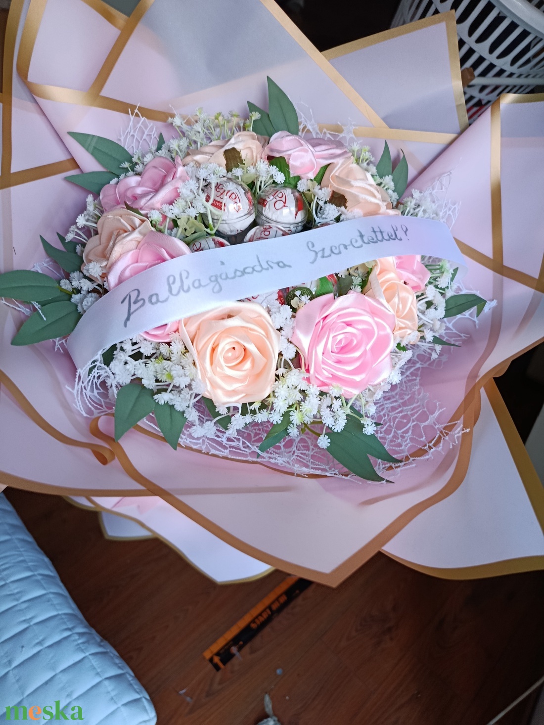 Ballagó csokor nagy - otthon & életmód - virágdekoráció - virágok - virágcsokor - Meska.hu