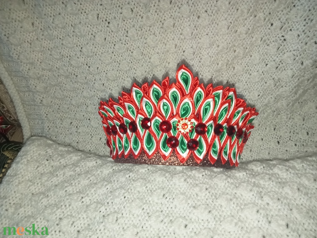 Magyaros tiara - ruha & divat - hajdísz & hajcsat - hajdísz - Meska.hu
