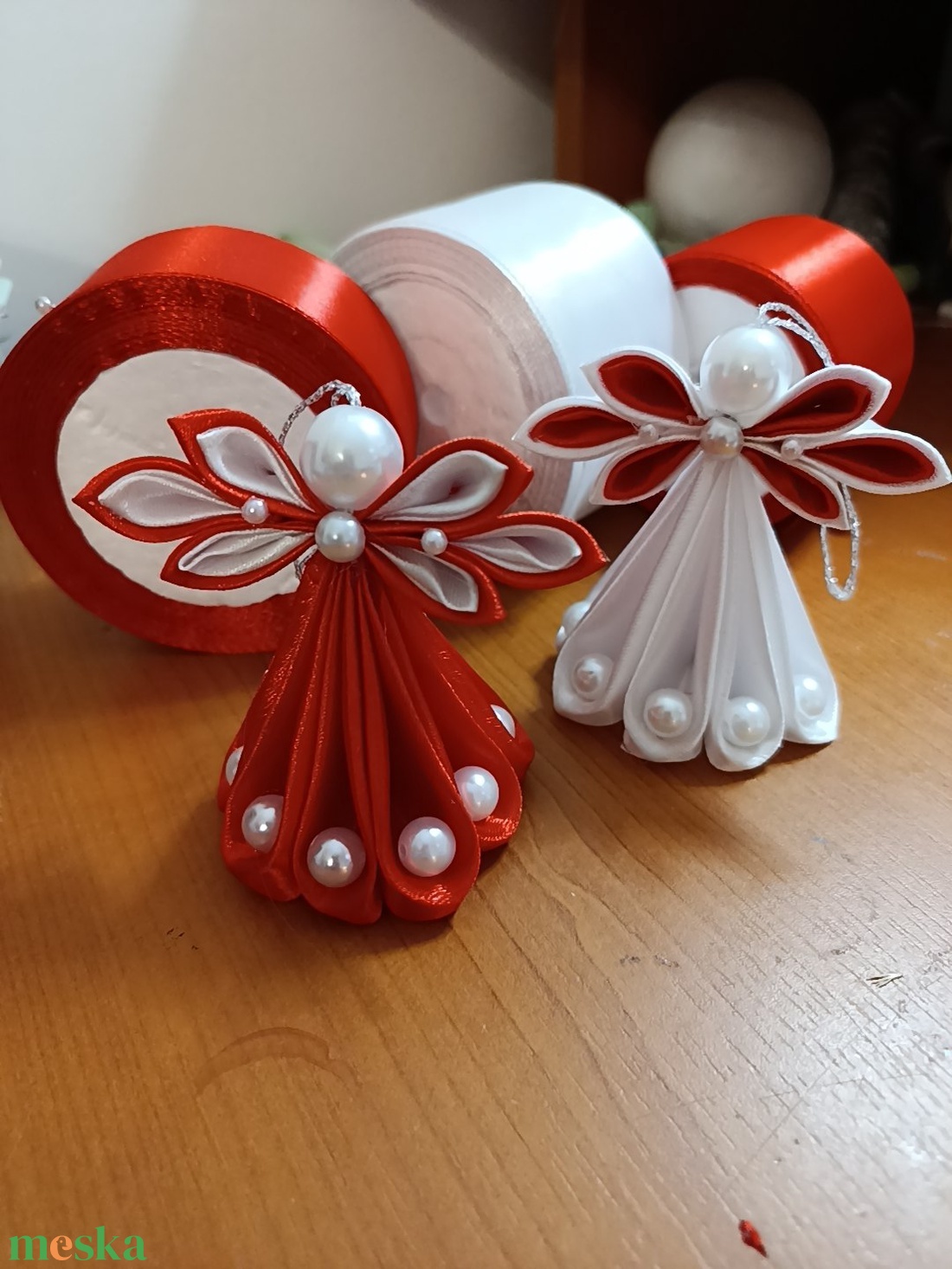 Szatén angyalka - karácsony - karácsonyi lakásdekoráció - karácsonyfadíszek - Meska.hu