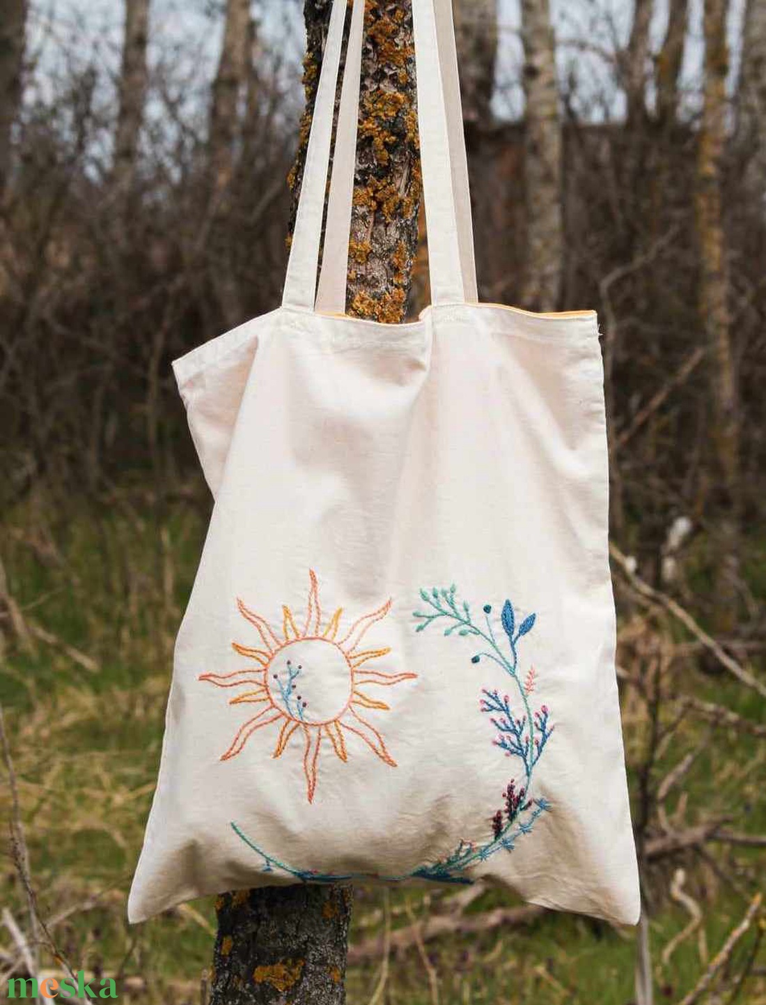 Hímzett napocskás vászontáska - táska & tok - bevásárlás & shopper táska - shopper, textiltáska, szatyor - Meska.hu Hímzett napocskás vászontáska - táska & tok - bevásárlás & shopper táska - shopper, textiltáska, szatyor - Meska.hu