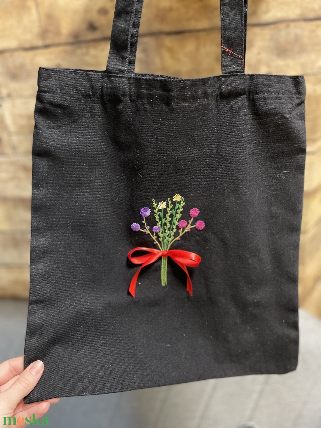 Egyedi hímzett vászontáska - táska & tok - bevásárlás & shopper táska - shopper, textiltáska, szatyor - Meska.hu Egyedi hímzett vászontáska - táska & tok - bevásárlás & shopper táska - shopper, textiltáska, szatyor - Meska.hu