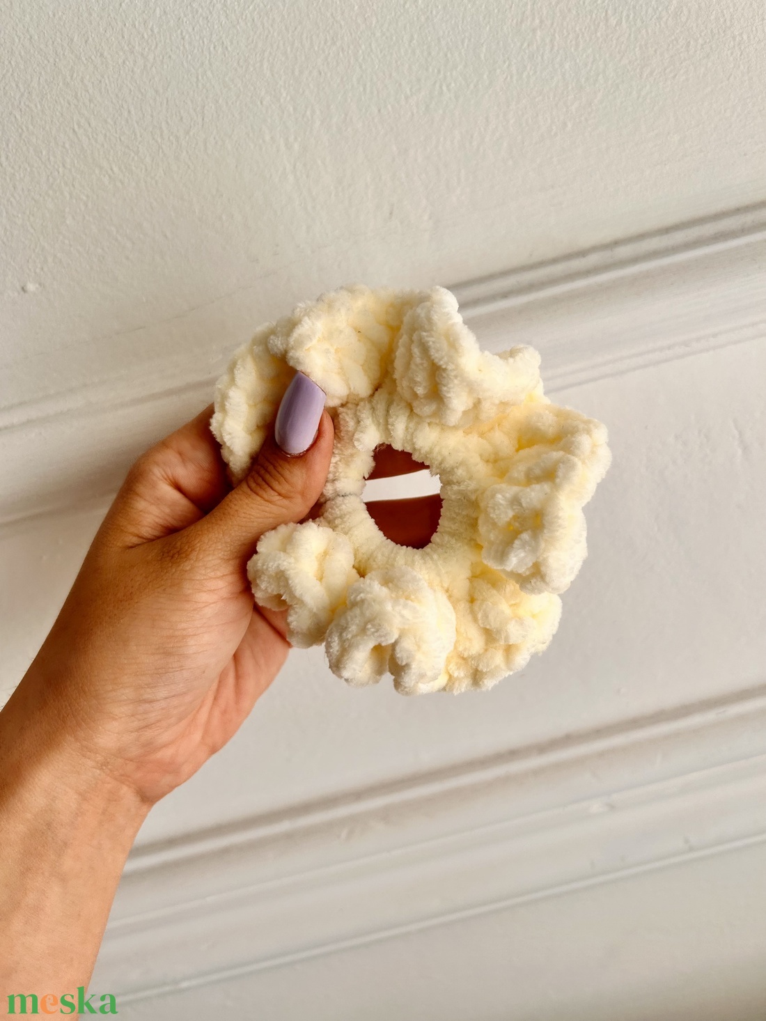 Puha plüss horgolt scrunchie � - ruha & divat - hajdísz & hajcsat - hajgumi - Meska.hu