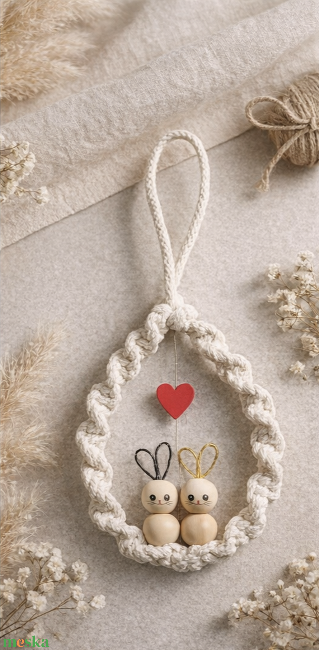 Makramé nyuszis függődísz  - ünnepi díszek, dekorációk - húsvéti díszek és dekorációk - húsvéti ablakdíszek - Meska.hu