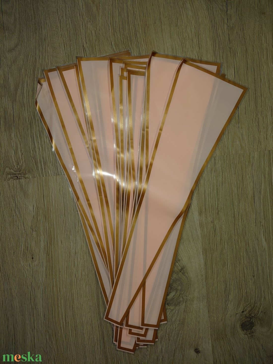 Virág Csomagoló  - otthon & életmód - vallás - temetkezési tárgy - sírcsokor, virág dekoráció - Meska.hu