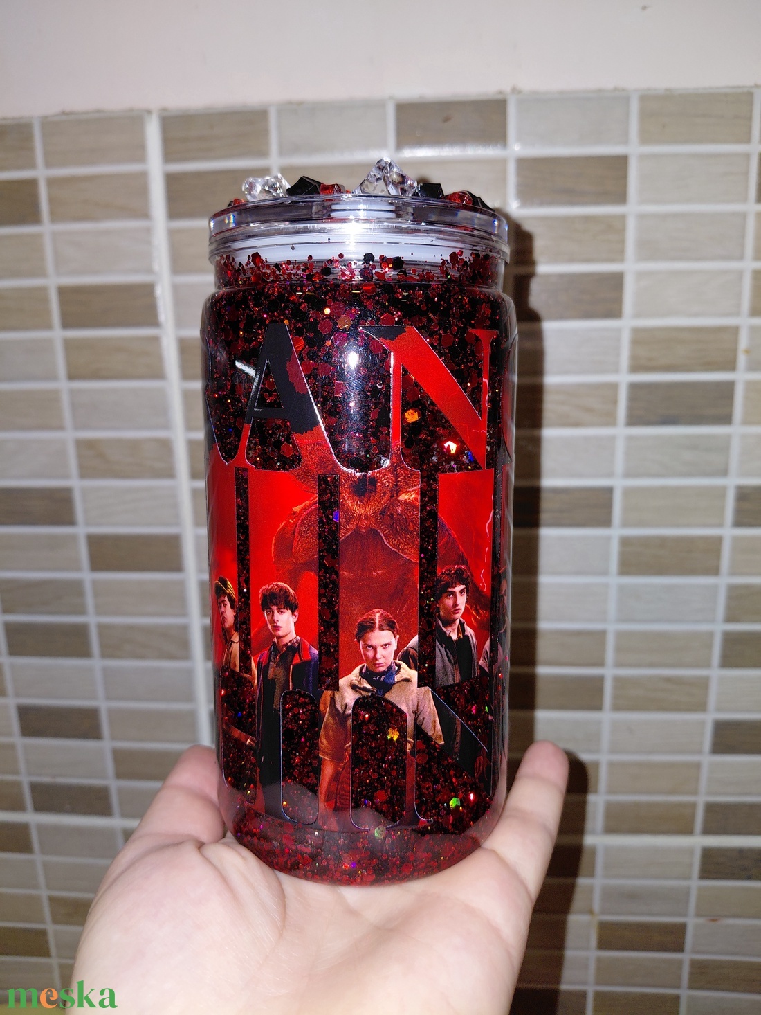 Stranger things csillámos pohár  - otthon & életmód - konyhafelszerelés, tálalás - tálalás - pohár - Meska.hu