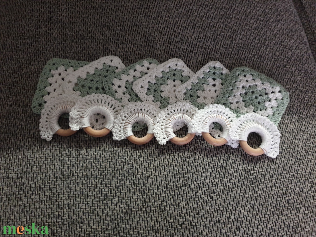 Poháralátét készlet szalvétagyűrűvel - otthon & életmód - dekoráció - asztal és polc dekoráció - horgolt & csipketerítő - Meska.hu