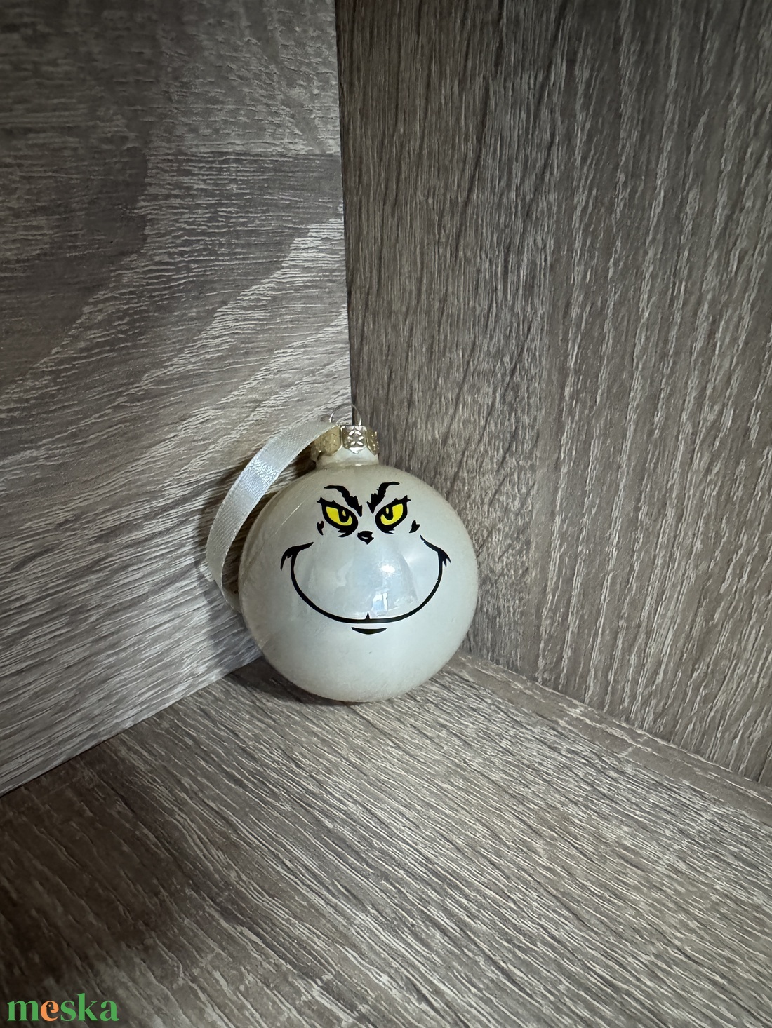 Grinch gömb - karácsony - karácsonyi lakásdekoráció - karácsonyfadíszek - Meska.hu