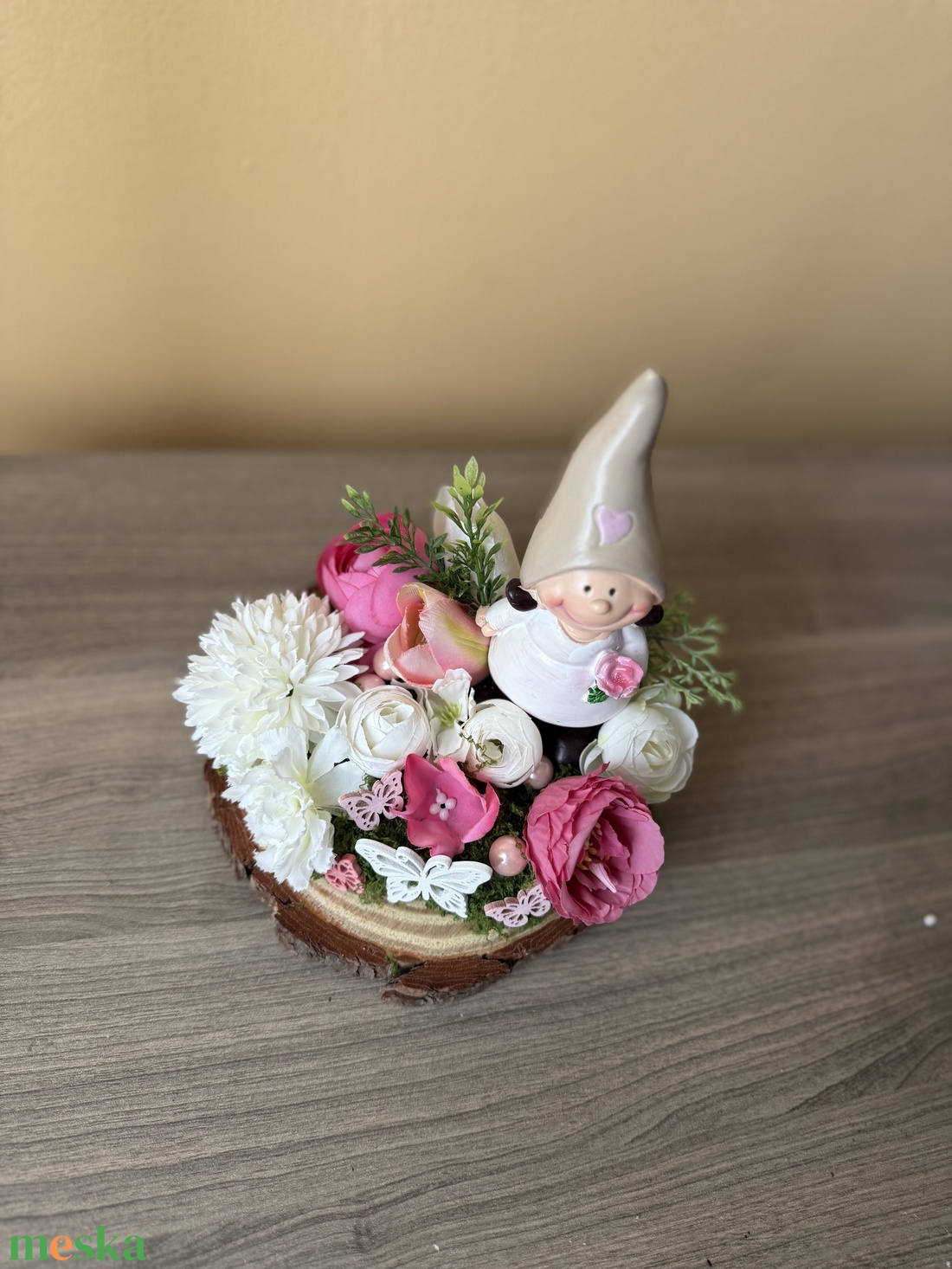 Tavaszi asztali dísz- manó lány - otthon & életmód - dekoráció - manók - Meska.hu