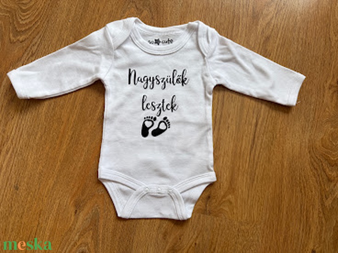 Baba bejelentő body - baba - mama - babaemlékek - bababejelentők - Meska.hu