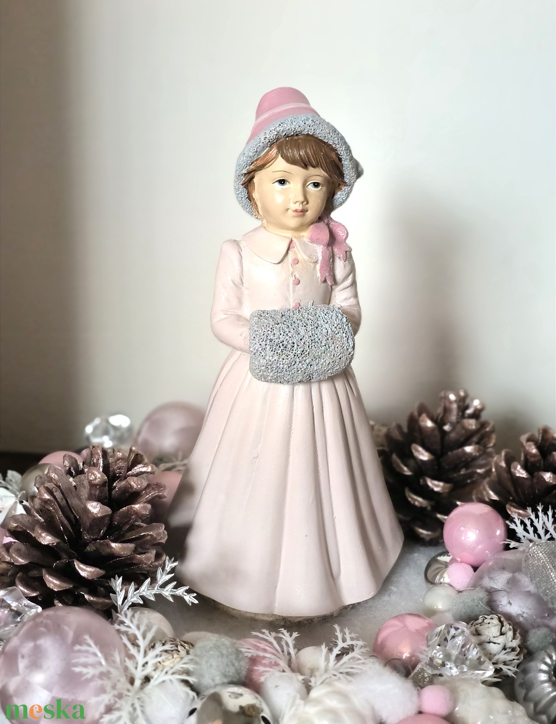Karácsonyi asztaldísz nosztalgia figurával - karácsony - adventi díszek - adventi asztaldísz - Meska.hu Karácsonyi asztaldísz nosztalgia figurával - karácsony - adventi díszek - adventi asztaldísz - Meska.hu