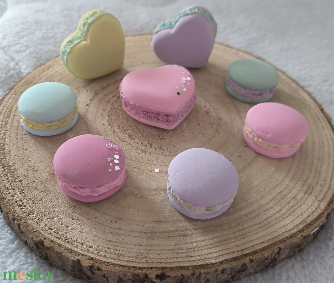 Gipsz macaronok fagyi színekben  - kellékek & szerszámok - dekorációs kellékek - figurák - Meska.hu
