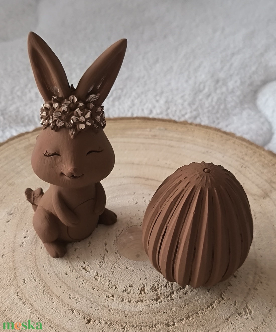 Gipsz csoki nyuszi, csokitojással - kellékek & szerszámok - dekorációs kellékek - figurák - Meska.hu