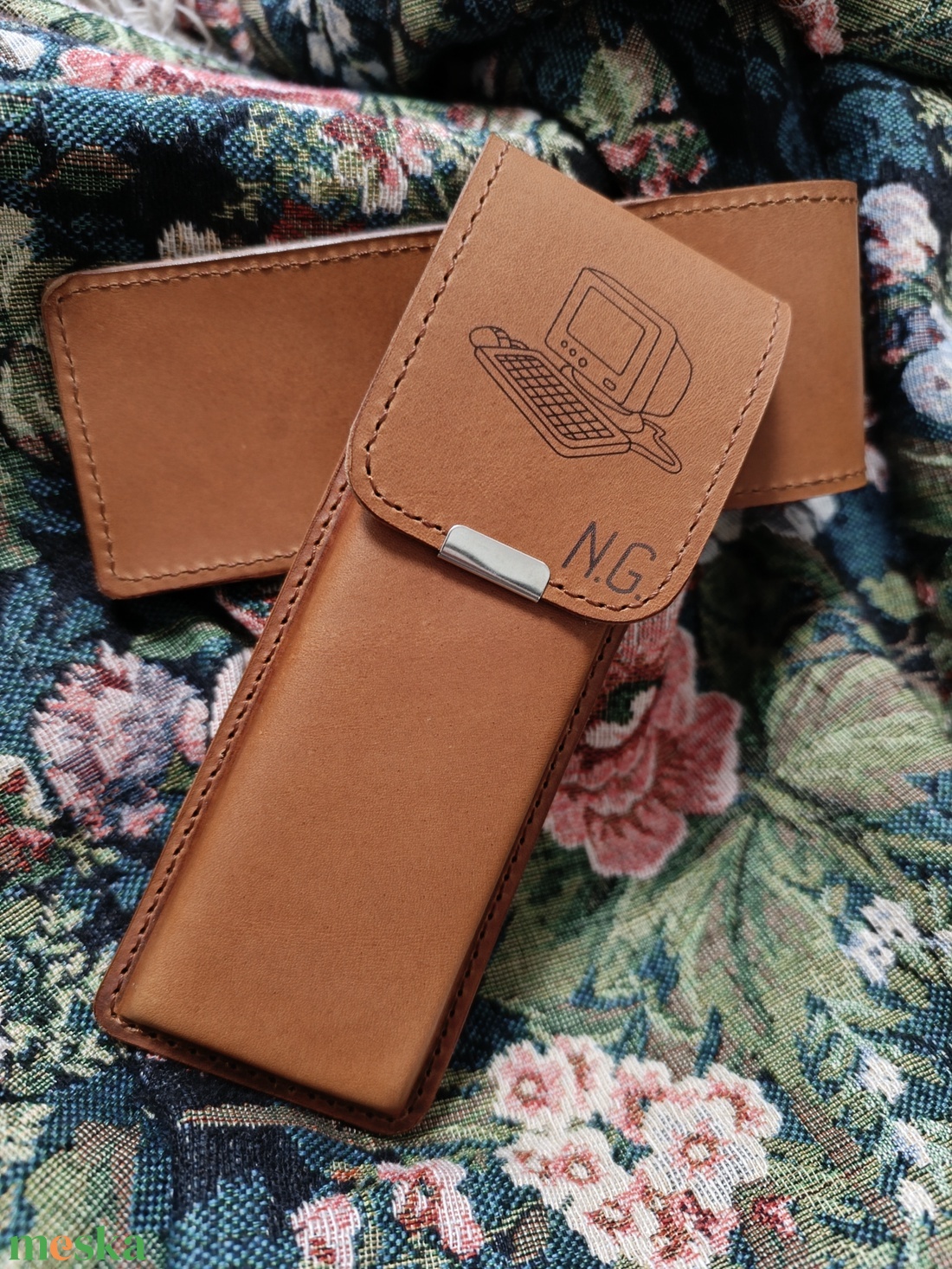 Barna bőr tolltartó - otthon & életmód - papír, írószer - tolltartó & ceruzatekercs - Meska.hu