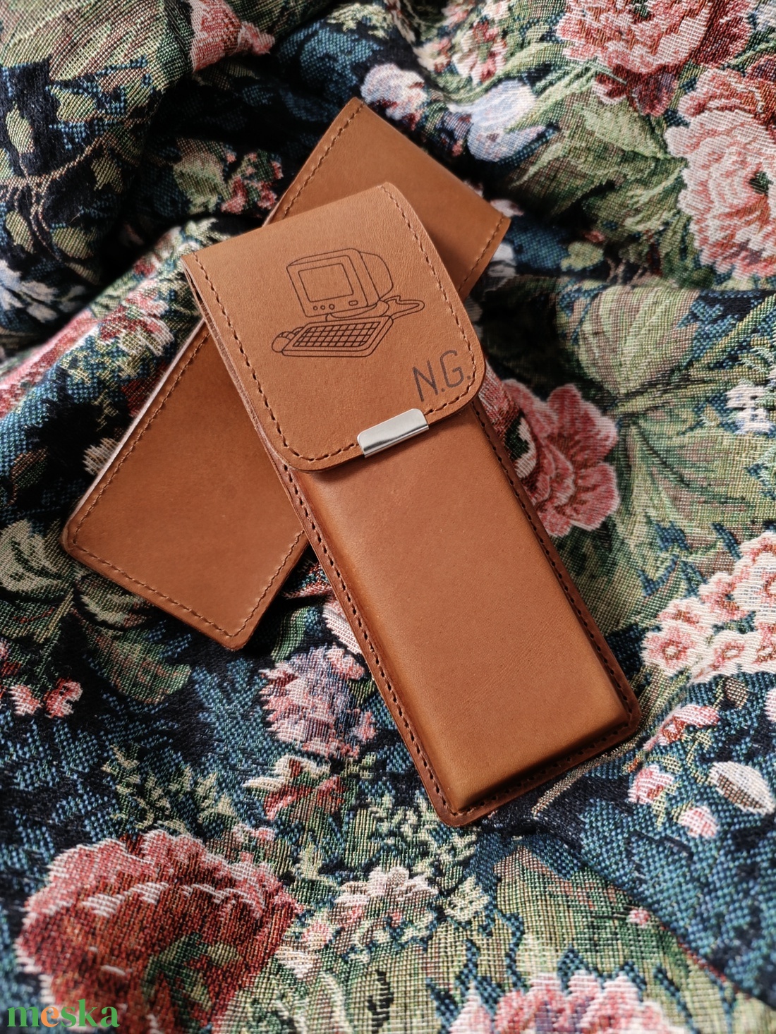 Barna bőr tolltartó - otthon & életmód - papír, írószer - tolltartó & ceruzatekercs - Meska.hu