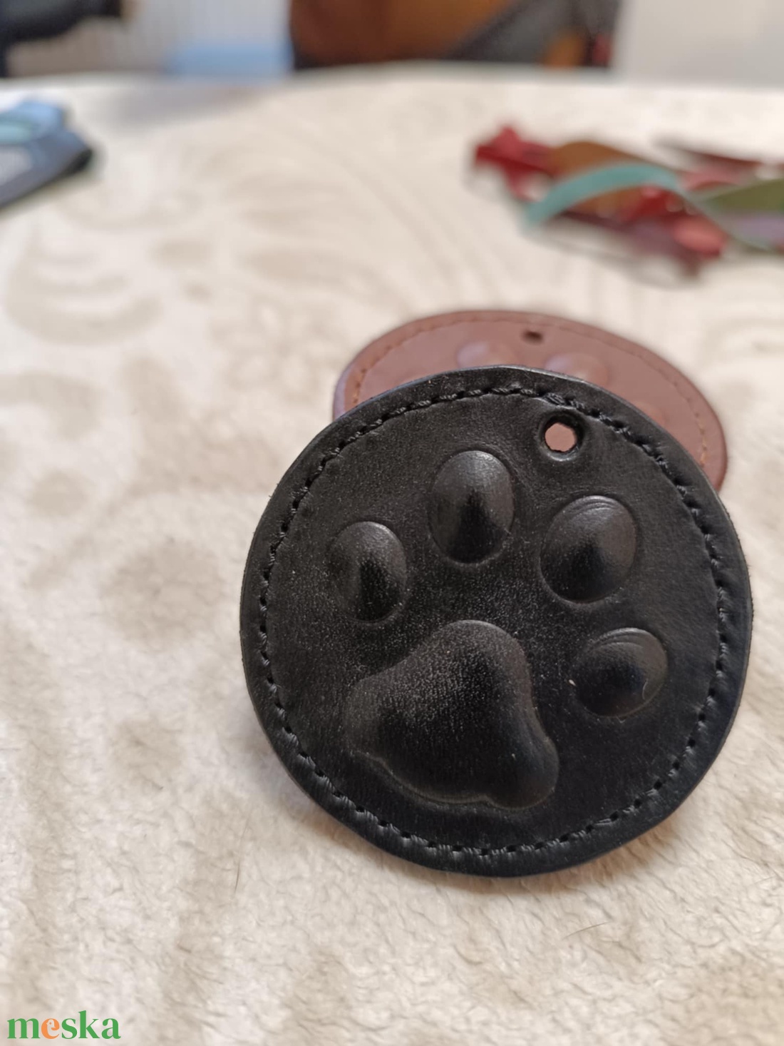 Fekete tappancs kulcstartó - táska & tok - kulcstartó & táskadísz - kulcstartó - Meska.hu