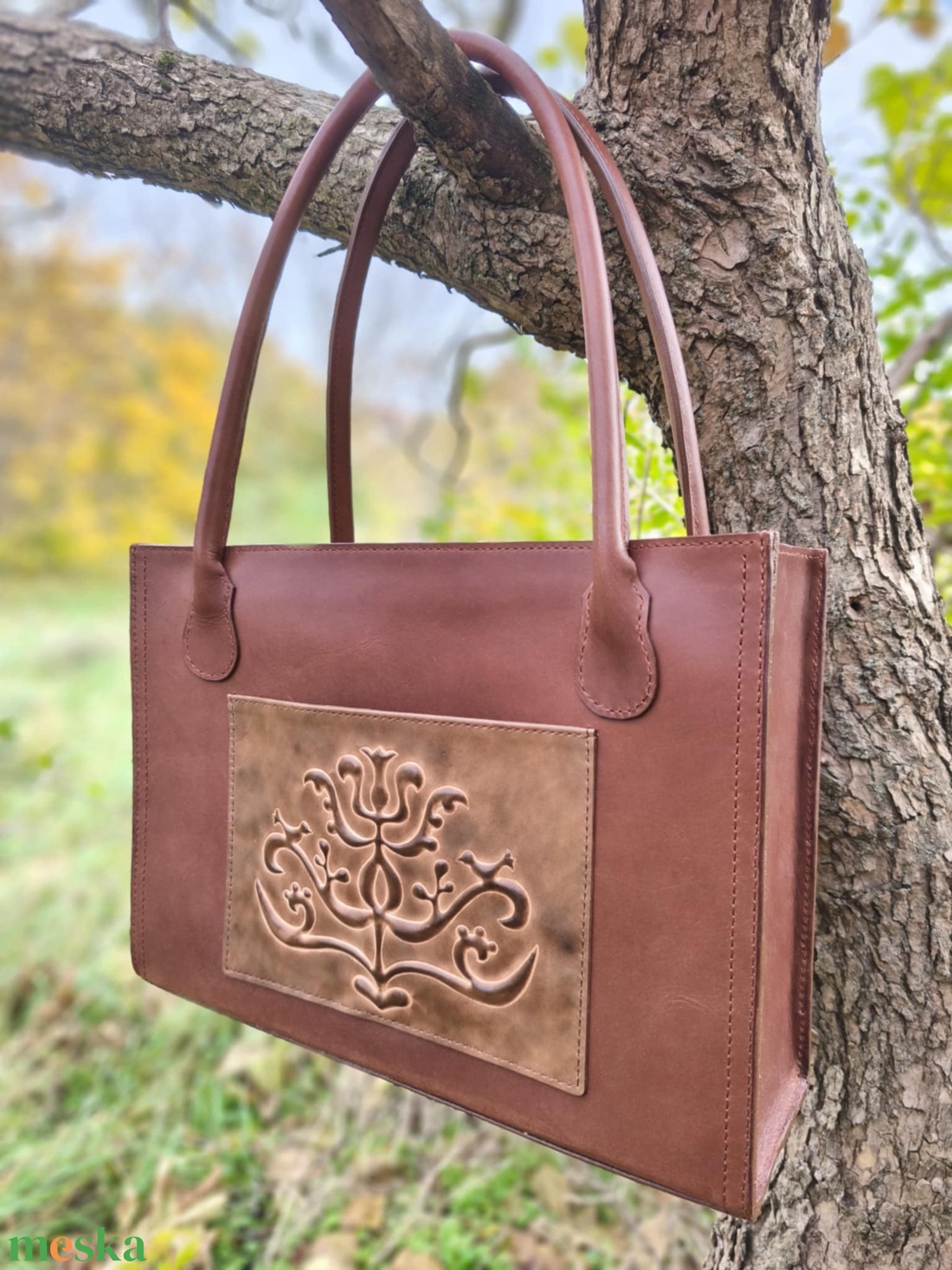 Dombormintás bőrtáska  - táska & tok - kézitáska & válltáska - kézitáska - Meska.hu