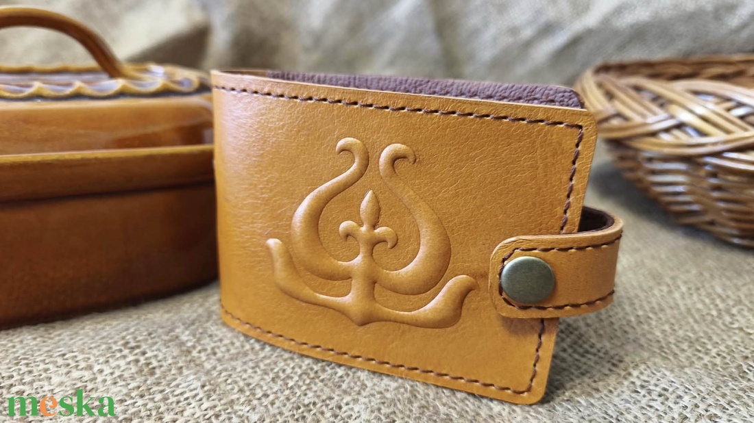 Domborított díszítésű kártyatartó - táska & tok - pénztárca & más tok - kártyatartó & irattartó - Meska.hu