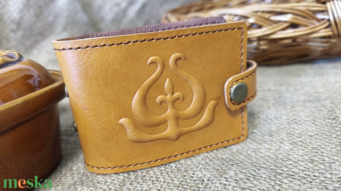 Domborított díszítésű kártyatartó - táska & tok - pénztárca & más tok - kártyatartó & irattartó - Meska.hu