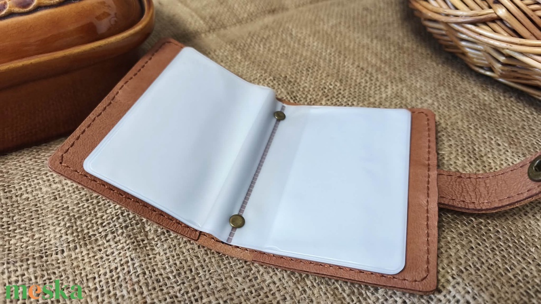 Domborított díszítésű kártyatartó - táska & tok - pénztárca & más tok - kártyatartó & irattartó - Meska.hu