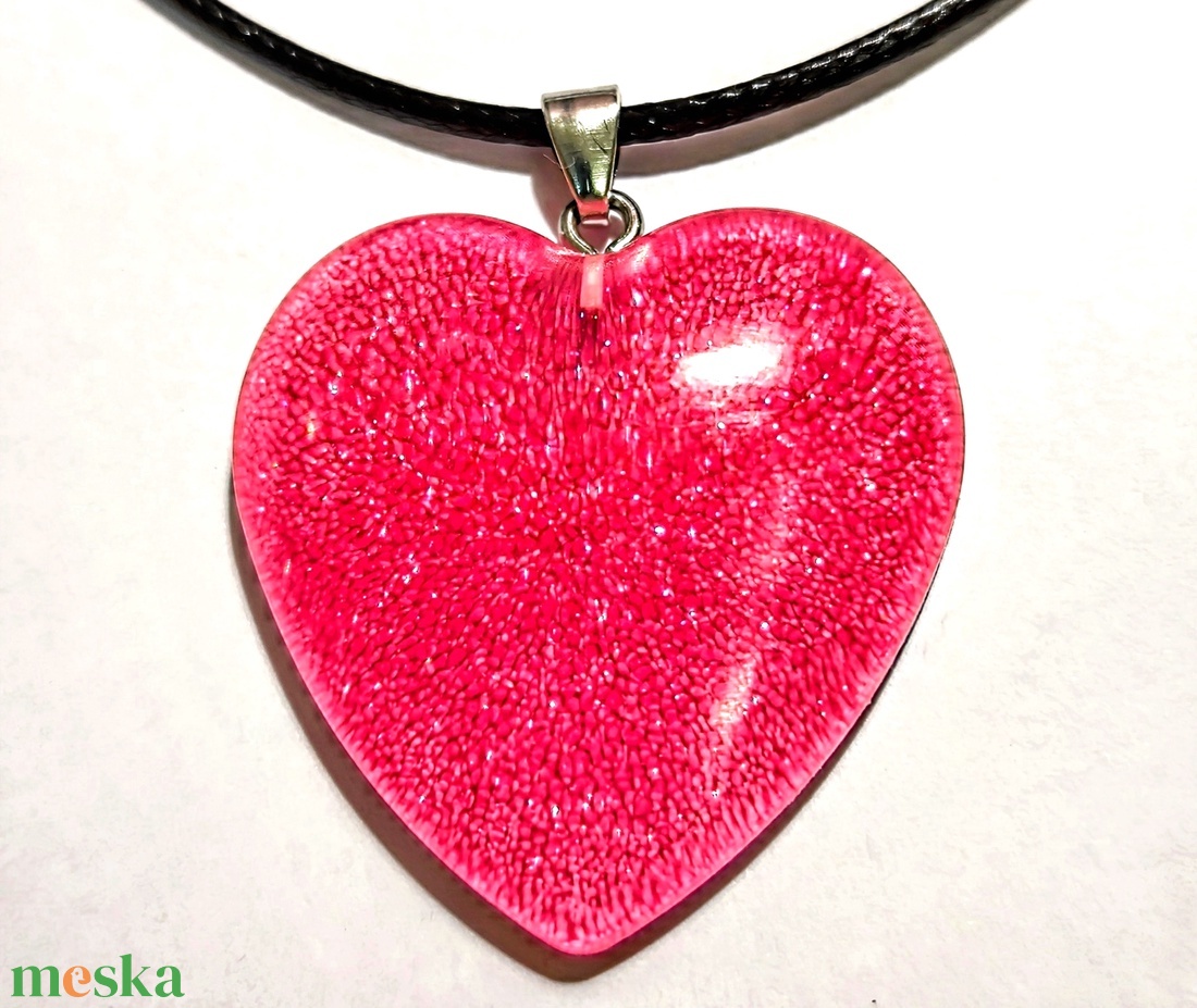 Nyaklánc pink szív medállal - ékszer - nyaklánc - medálos nyaklánc - Meska.hu Nyaklánc pink szív medállal - ékszer - nyaklánc - medálos nyaklánc - Meska.hu