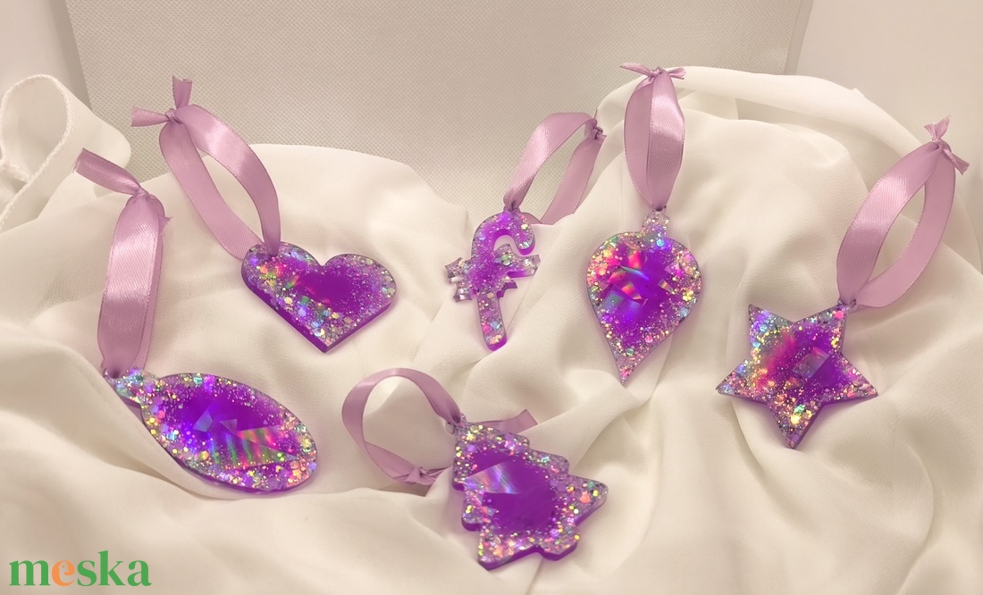 Lila hologramos karácsonyi dísz szett - karácsony - karácsonyi lakásdekoráció - karácsonyfadíszek - Meska.hu Lila hologramos karácsonyi dísz szett - karácsony - karácsonyi lakásdekoráció - karácsonyfadíszek - Meska.hu