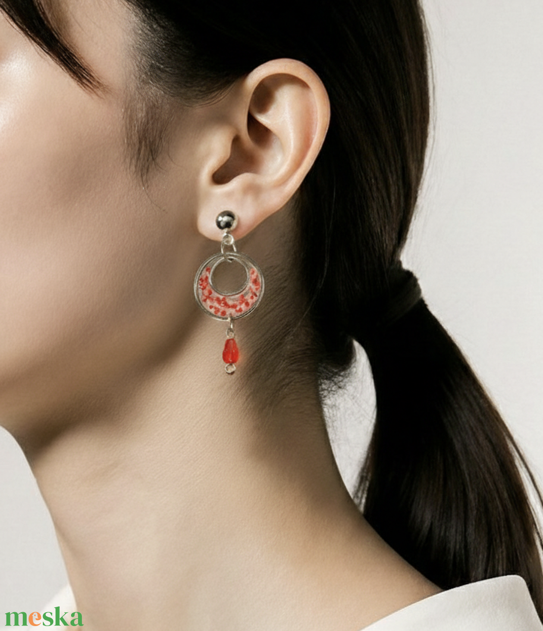 Piros szárított virágos fülbevaló - ékszer - fülbevaló - lógó fülbevaló - Meska.hu