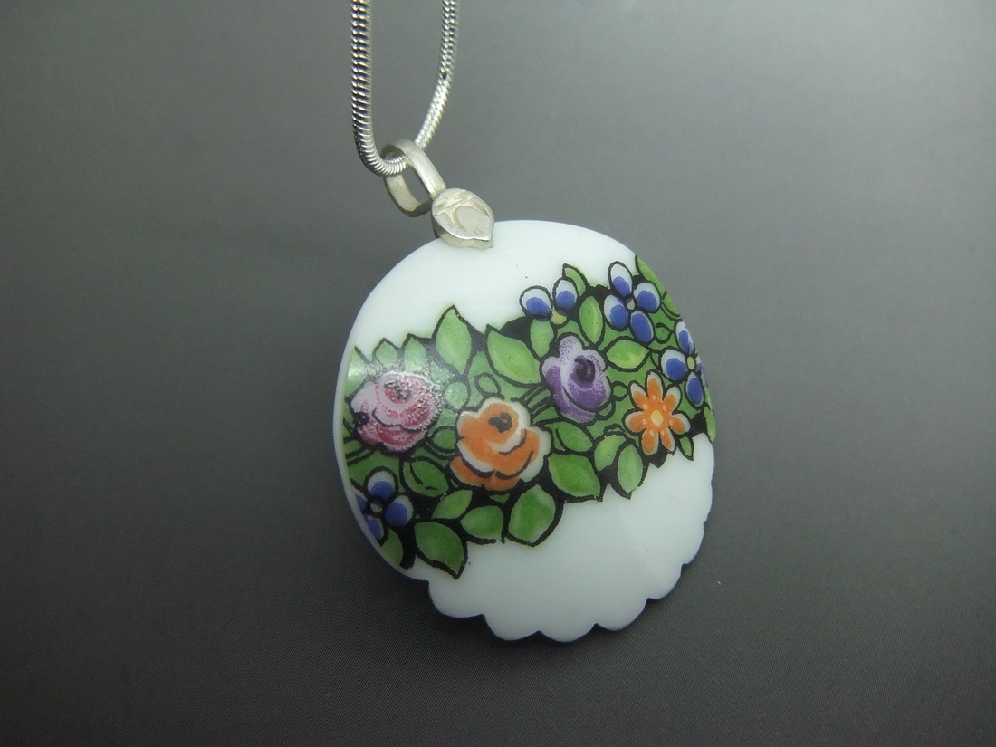 Antik szecessziós porcelán kiöntőből csiszolt medál -  - Meska.hu