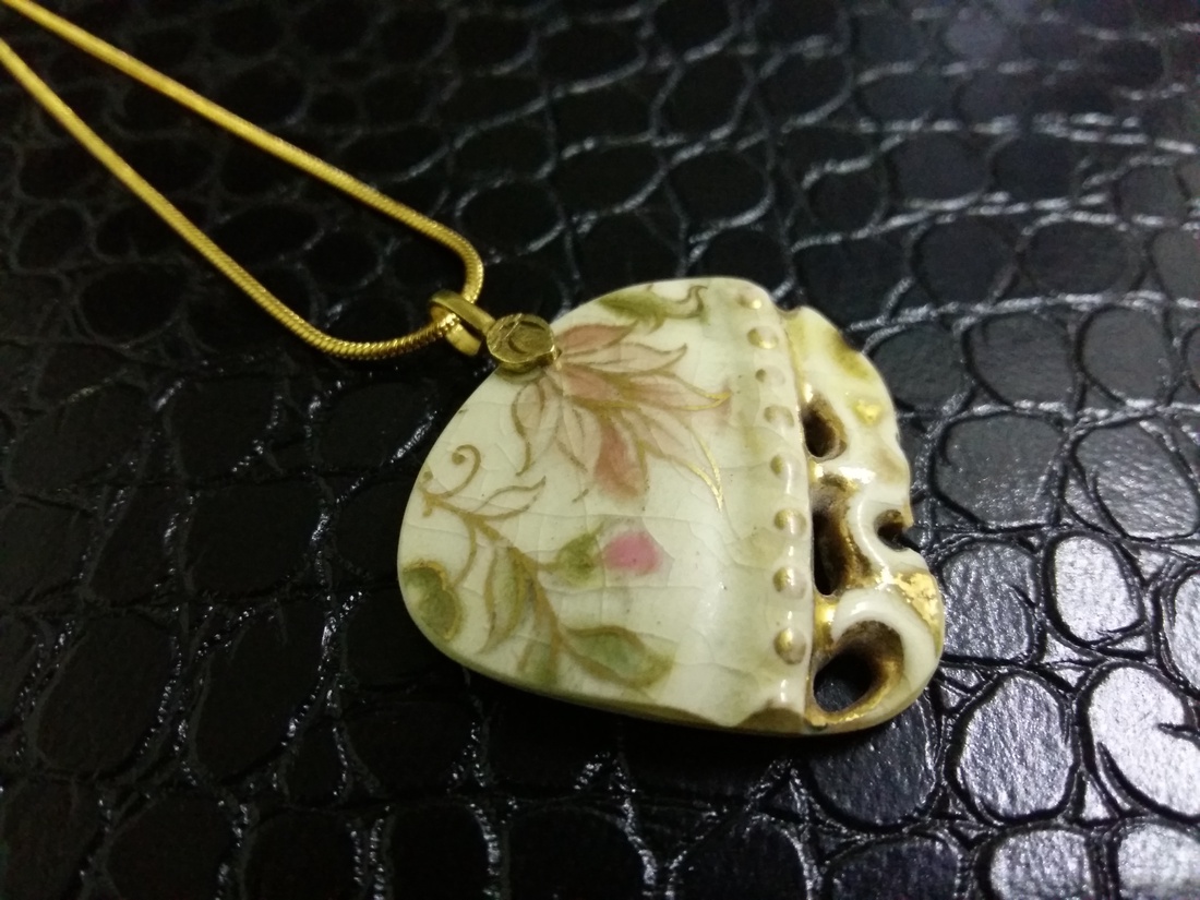 Perzsa mintás medál áttört csipke részlettel -  - Meska.hu