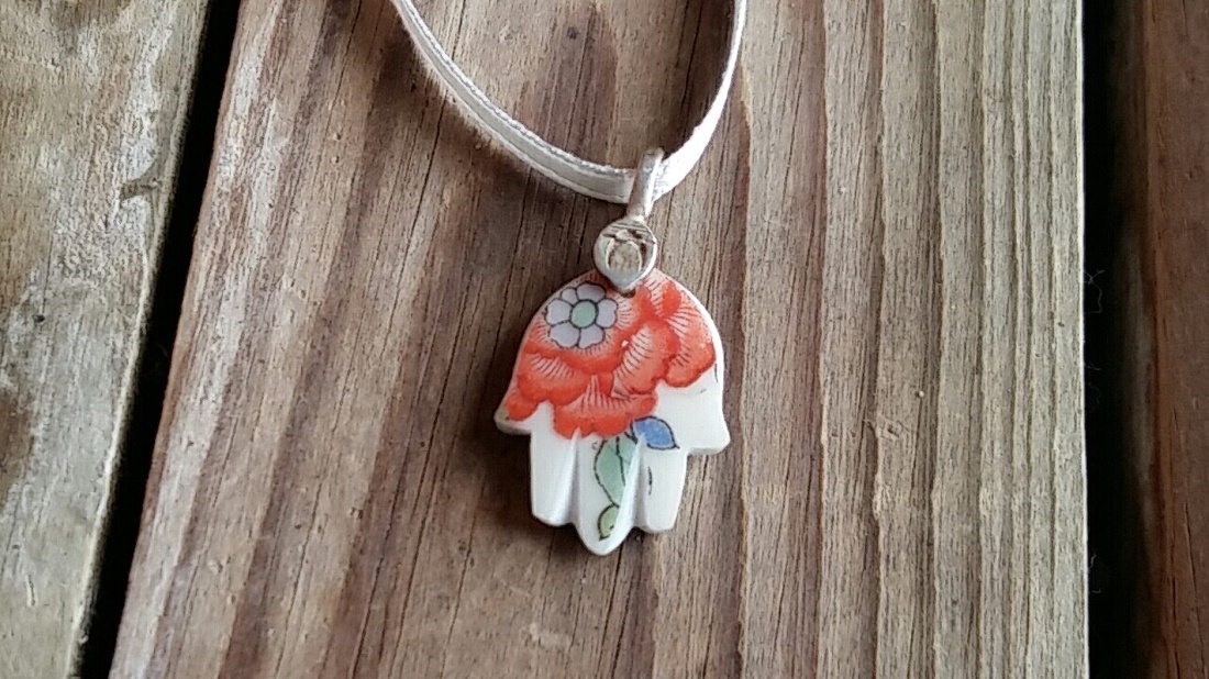 Virágos Hamsa -  - Meska.hu