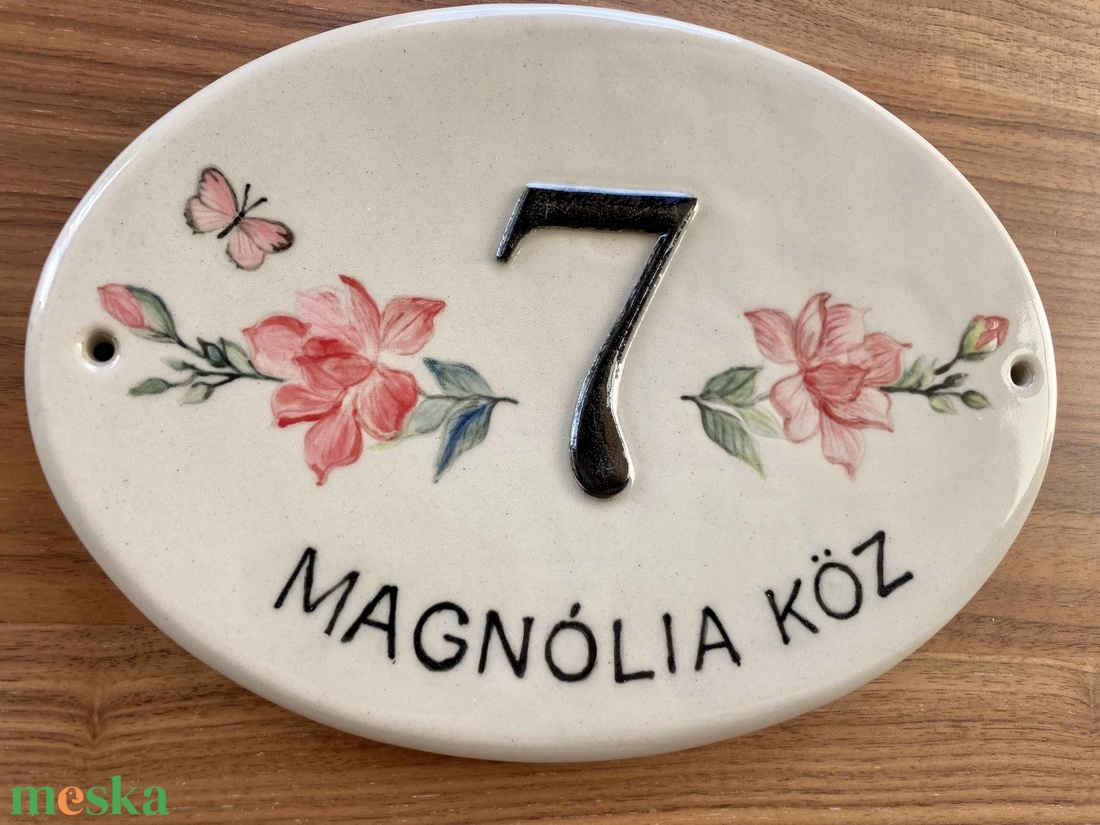 Ovális formájú házszámtábla magnóliával - otthon & életmód - ház & kert - házszám - Meska.hu