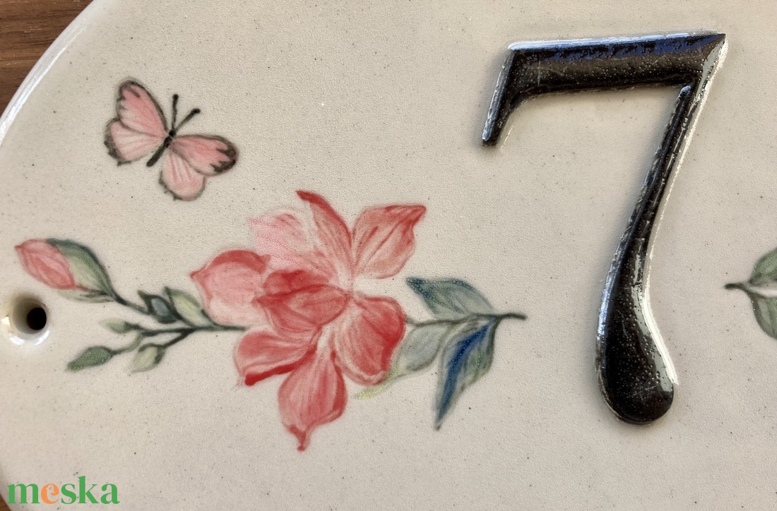 Ovális formájú házszámtábla magnóliával - otthon & életmód - ház & kert - házszám - Meska.hu