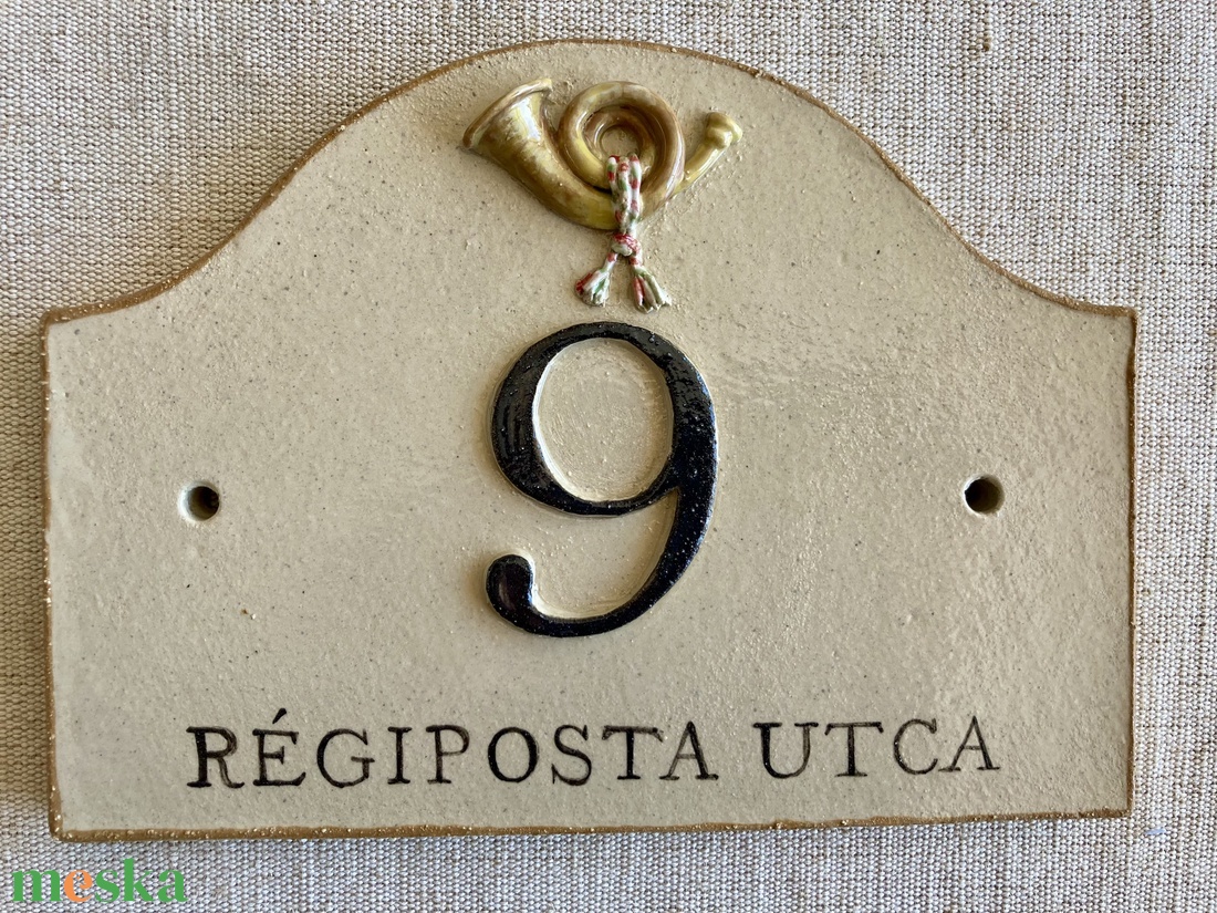 Bajusz formájú házszámtábla, festett - otthon & életmód - ház & kert - házszám - Meska.hu