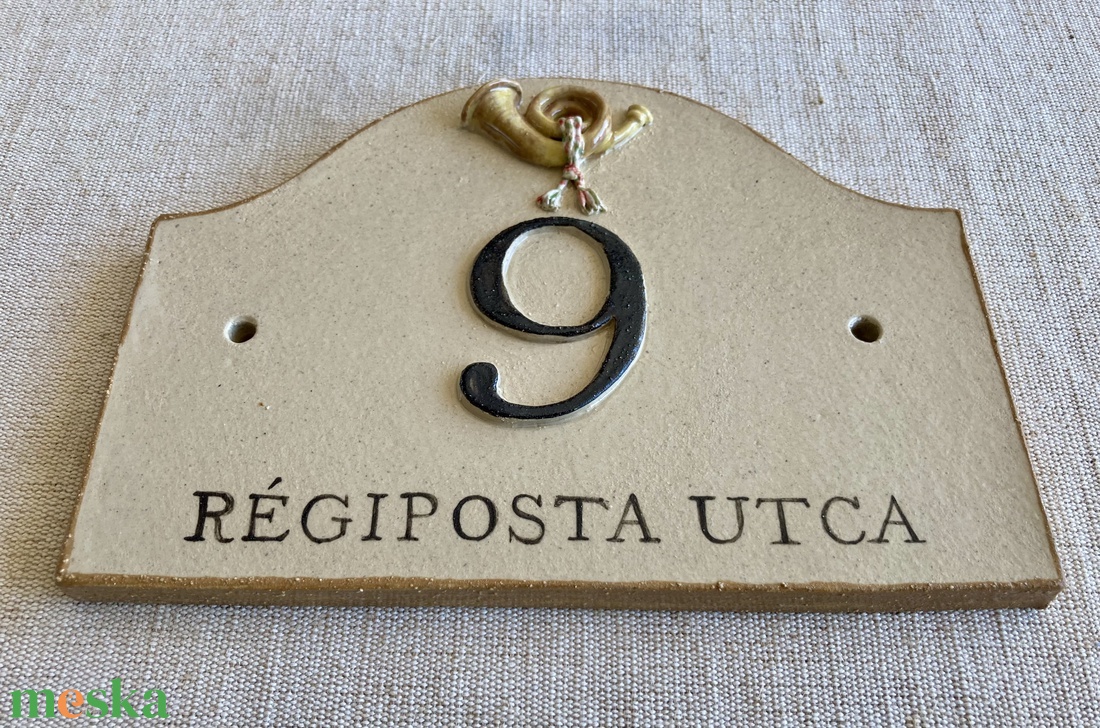 Bajusz formájú házszámtábla, festett - otthon & életmód - ház & kert - házszám - Meska.hu