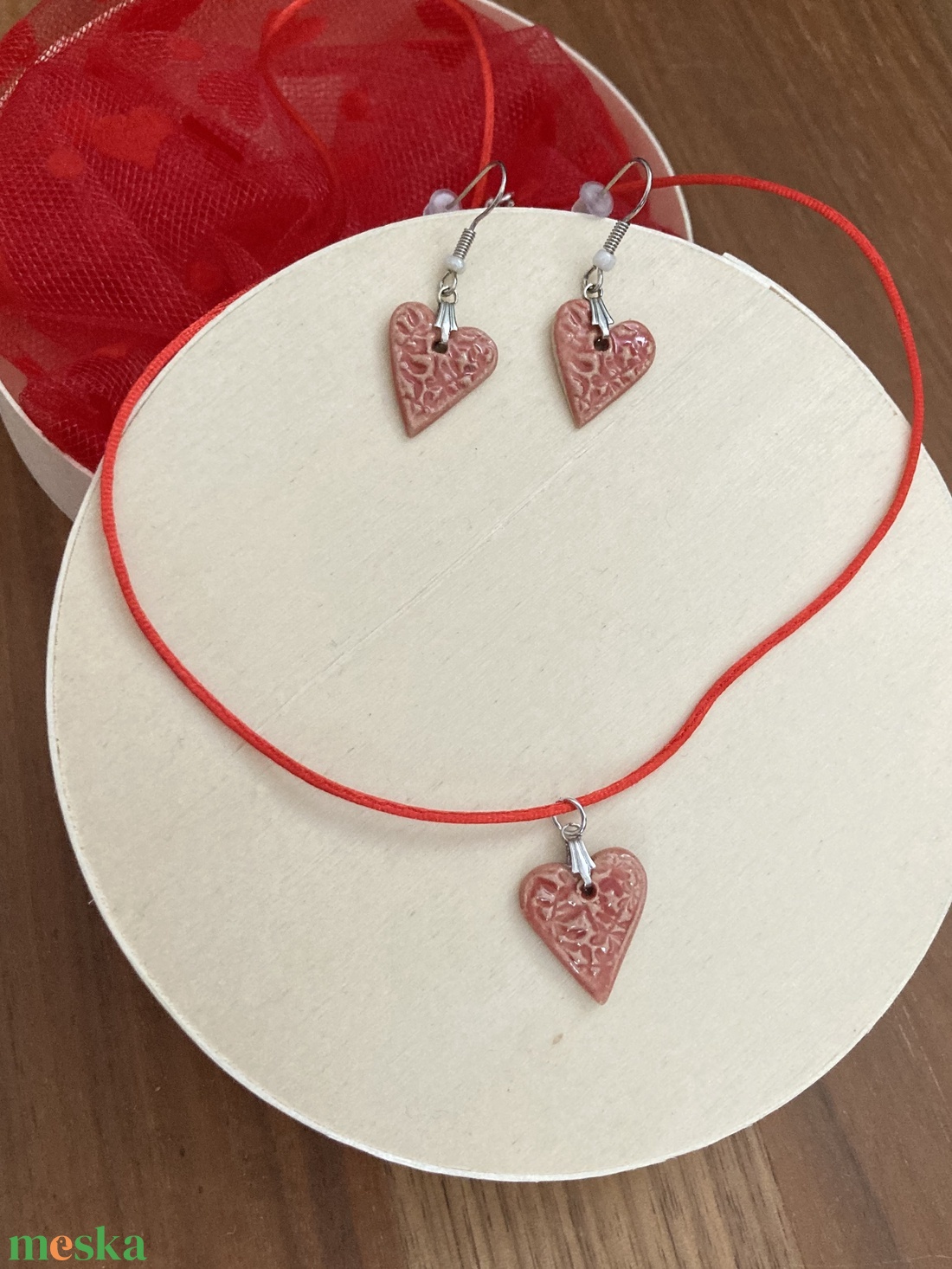 Szív fülbevaló és medál - ékszer - fülbevaló - lógó fülbevaló - Meska.hu