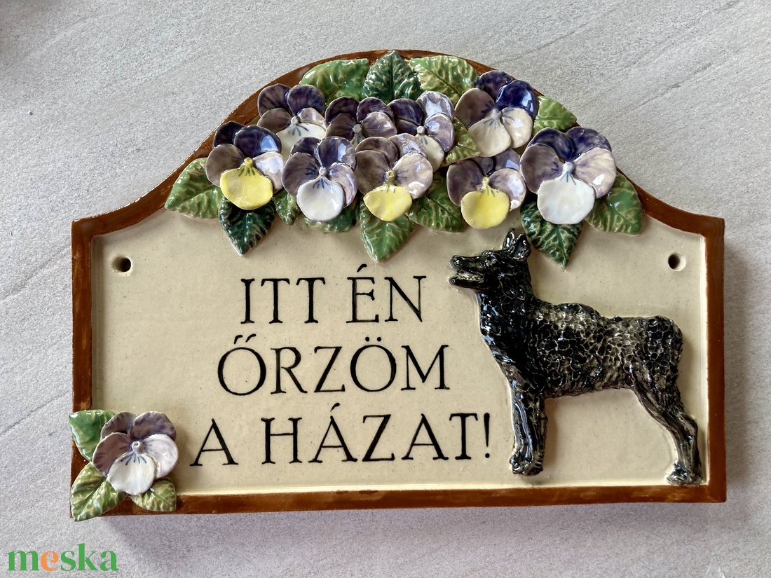 Itt én őrzöm a házat! Figyelemfelkeltő (KUTYÁS) tábla - otthon & életmód - ház & kert - házszám - Meska.hu