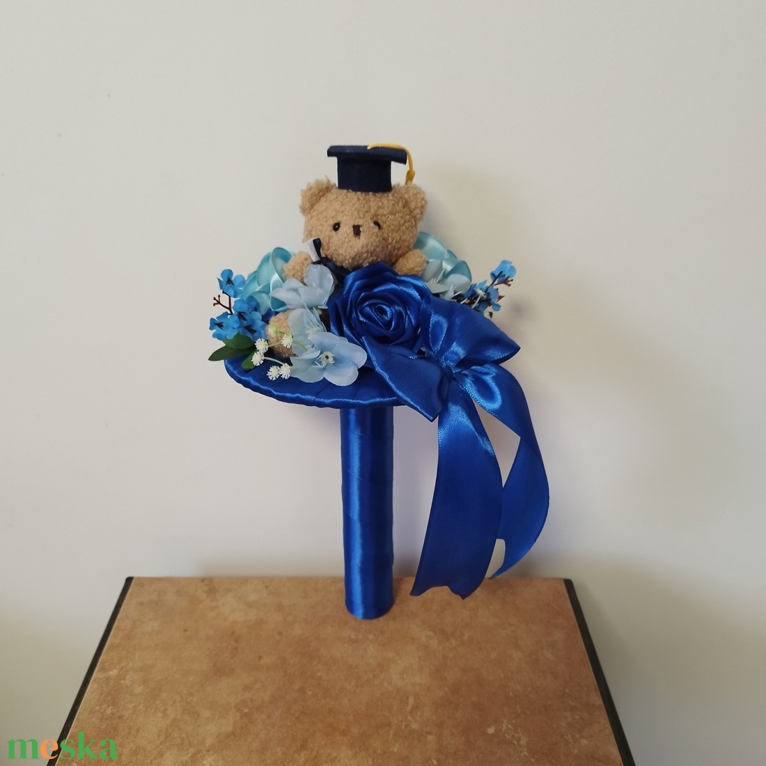 Ballagási macis csokor  - otthon & életmód - virágdekoráció - virágok - virágcsokor - Meska.hu