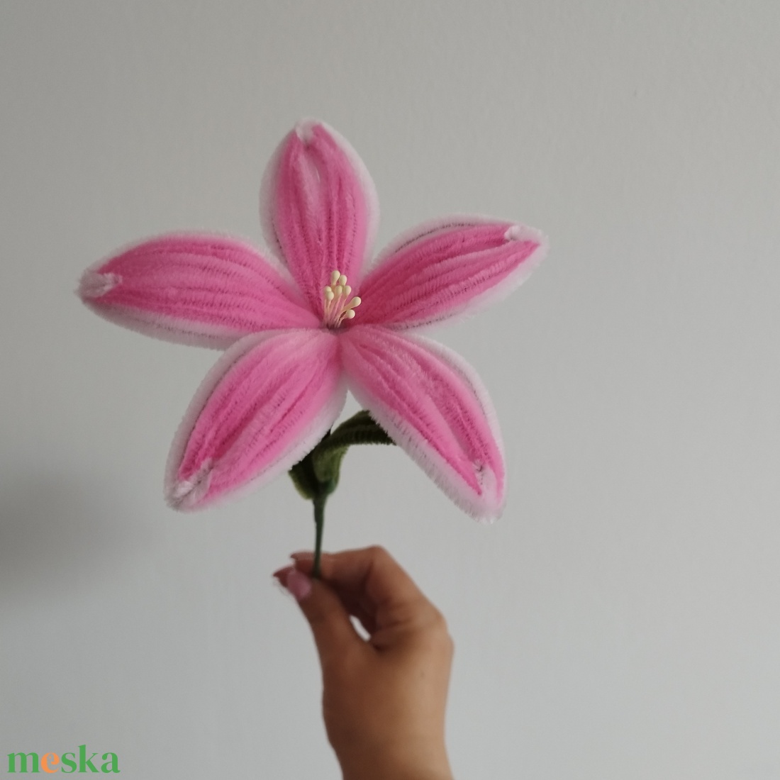 Zsenilia liliom  - otthon & életmód - virágdekoráció - virágok - szálas virág - Meska.hu