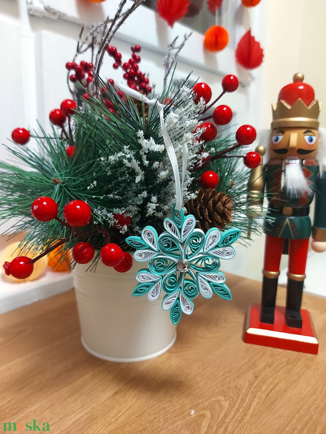 Karácsonyi hópehely - menta-fehér - karácsony - karácsonyi lakásdekoráció - karácsonyfadíszek - Meska.hu