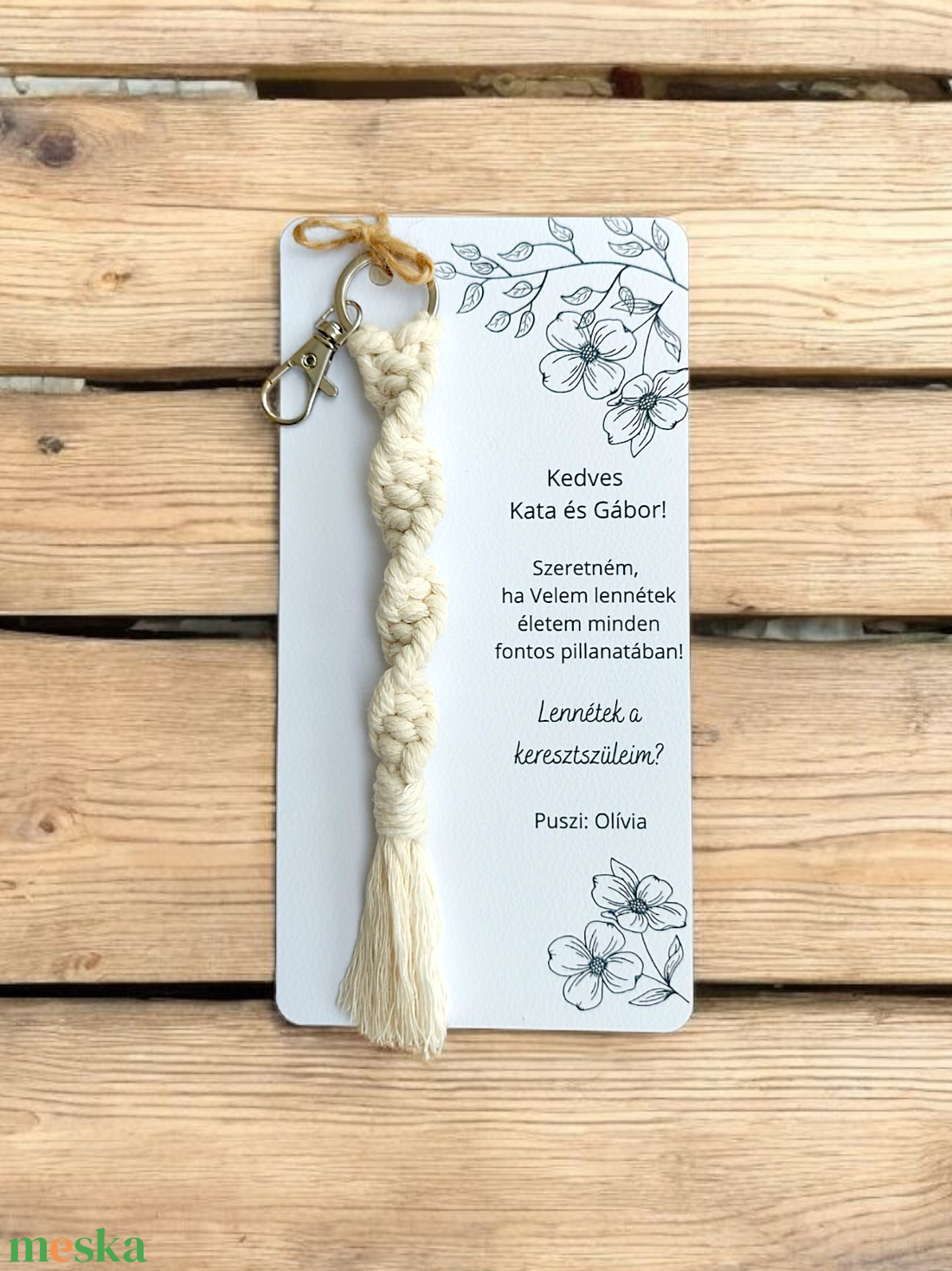 Keresztszülő felkérő ajandék - egyedi csavart makramé kulcstartó - krém - játék & sport - keresztelőajándékok - Meska.hu Keresztszülő felkérő ajandék - egyedi csavart makramé kulcstartó - krém - játék & sport - keresztelőajándékok - Meska.hu