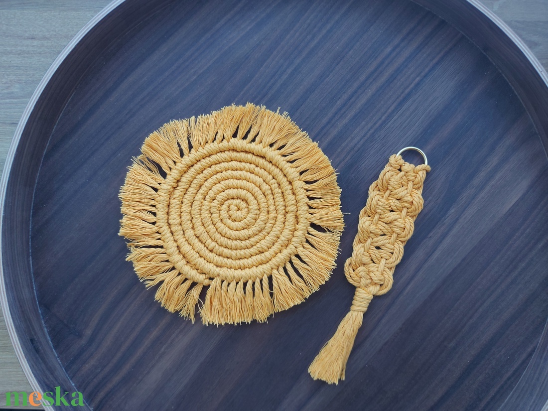 Poháralátét és könyvjelző szett - sárga makramé - könyv & zene - könyvjelző - Meska.hu