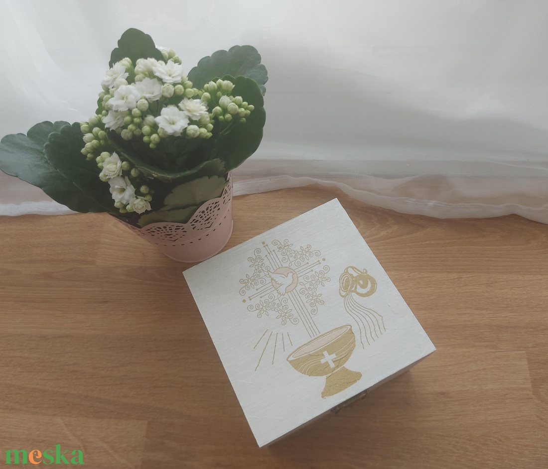 Elsőáldozási emlék fadoboz - dekopage - otthon & életmód - papír, írószer - ajándékozás kellékei - pénzátadó doboz - Meska.hu