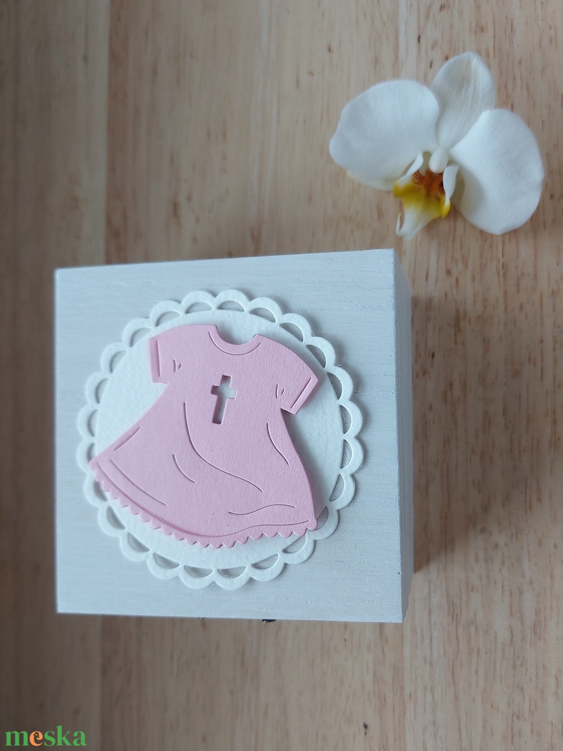 Keresztelőre pénzátadó fadoboz  - baba - mama - keresztelő kellékek - keresztelőajándékok - Meska.hu