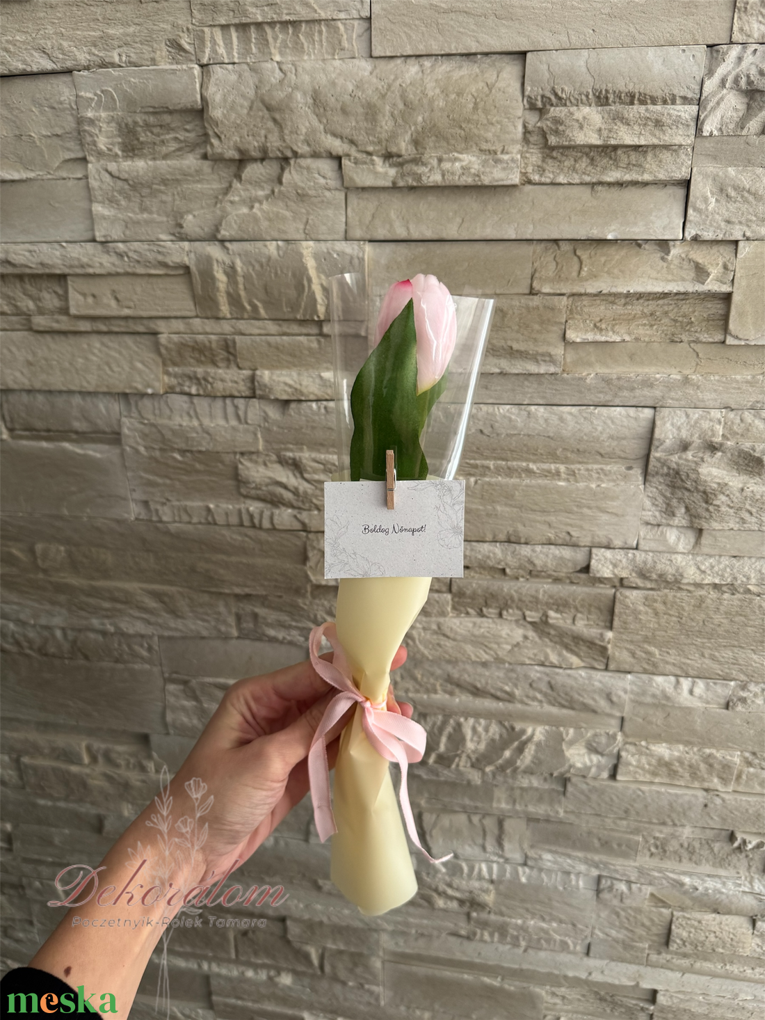 Csomagolt tulipán - otthon & életmód - virágdekoráció - virágok - szálas virág - Meska.hu