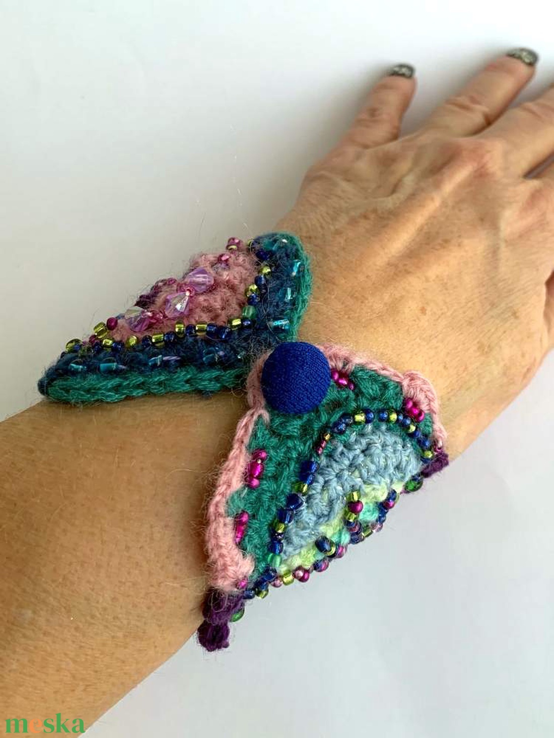 Álomszép horgolt karkötő - ékszer - karkötő - széles karkötő - Meska.hu