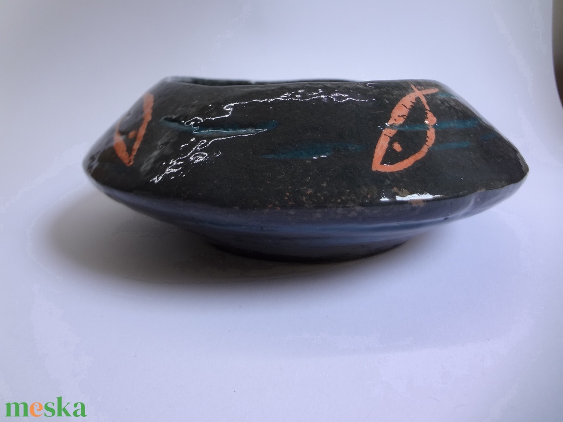 Diszkosz formájú halas tál - otthon & életmód - dekoráció - asztal és polc dekoráció - dekorációs tál, tartó - Meska.hu