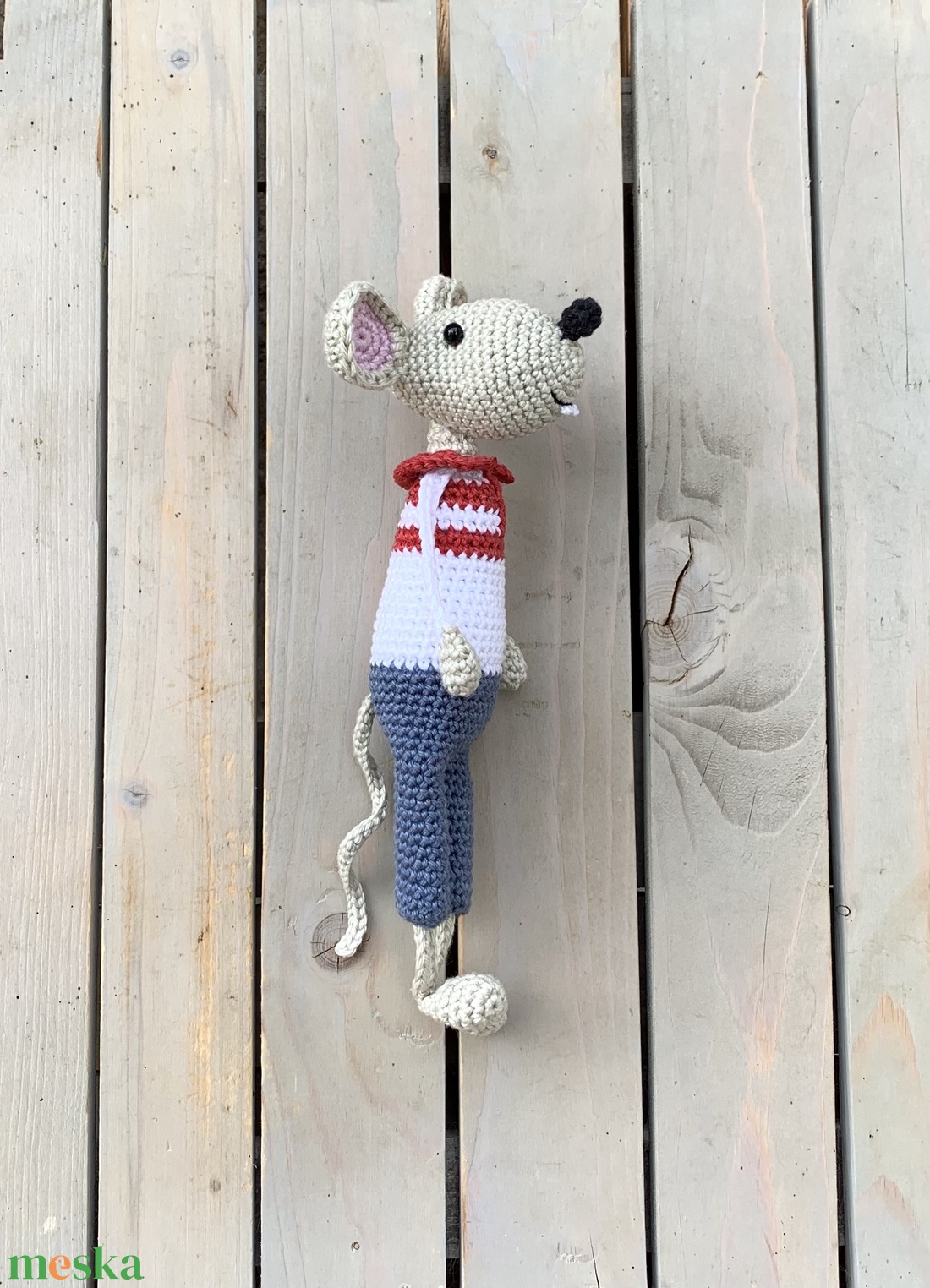 Egérfigura galléros pólóban- kicsi - táska & tok - kulcstartó & táskadísz - táskadísz - Meska.hu