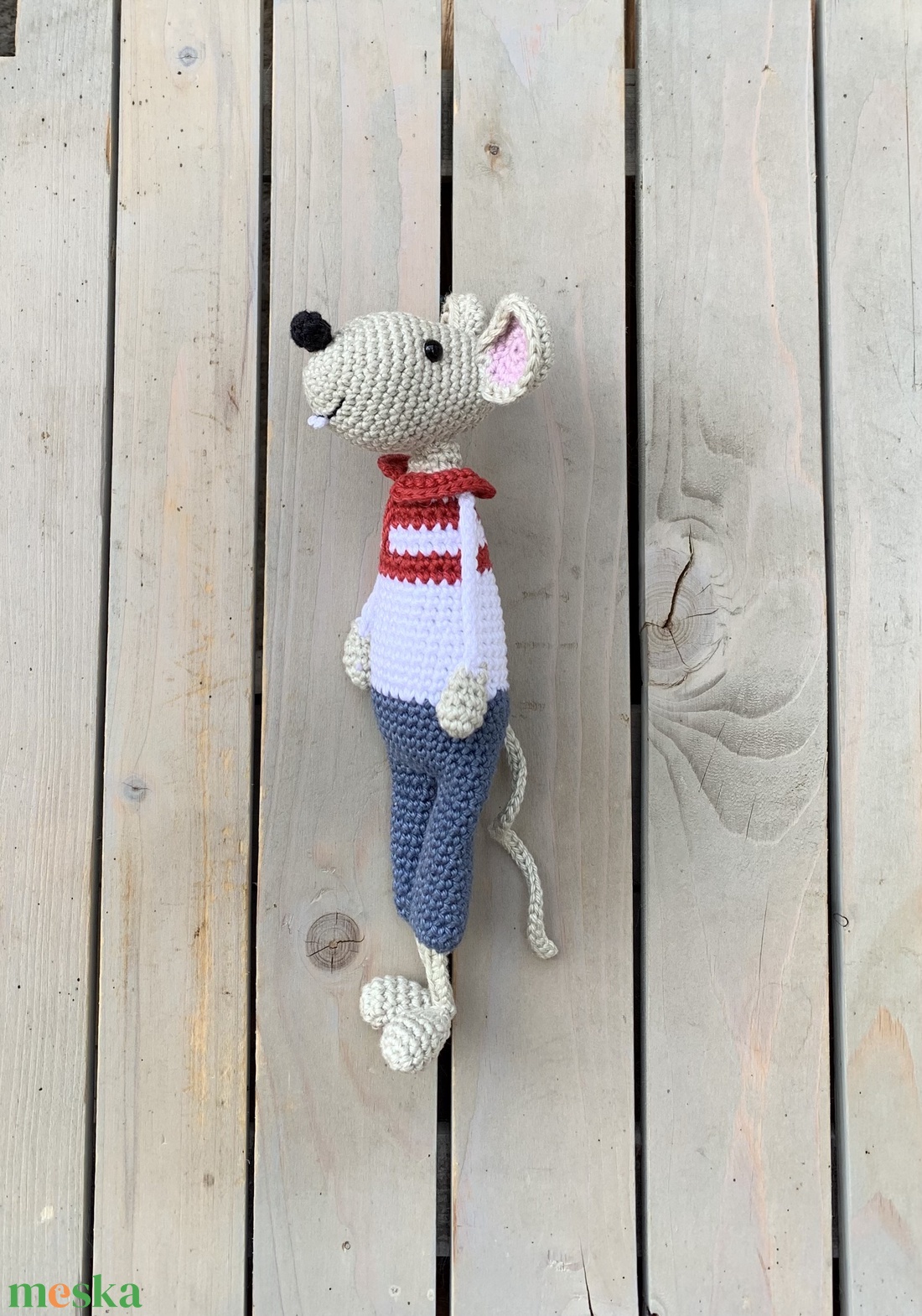 Egérfigura galléros pólóban- kicsi - táska & tok - kulcstartó & táskadísz - táskadísz - Meska.hu