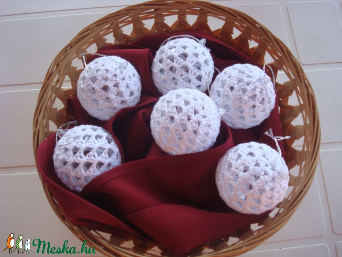 Horgolt karácsonyi gömbök ( 6 cm) - otthon & életmód - dekoráció - Meska.hu Horgolt karácsonyi gömbök ( 6 cm) - otthon & életmód - dekoráció - Meska.hu