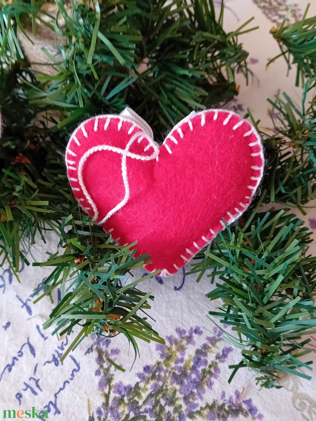 Karácsonyi szív fenyőfadísz/csíkos - karácsony - karácsonyi lakásdekoráció - karácsonyfadíszek - Meska.hu Karácsonyi szív fenyőfadísz/csíkos - karácsony - karácsonyi lakásdekoráció - karácsonyfadíszek - Meska.hu