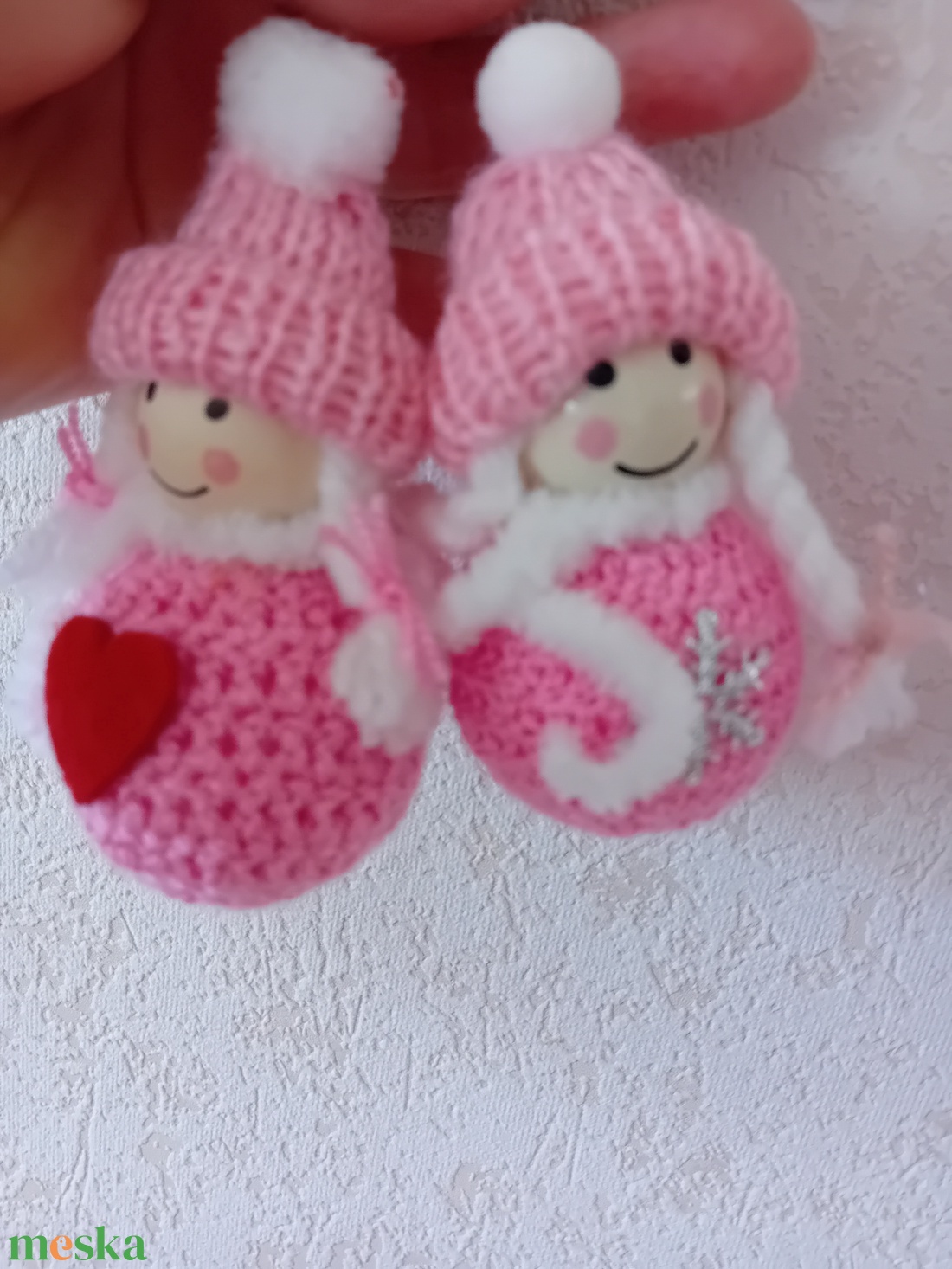 Karácsonyi fenyődísz, kislányok - karácsony - karácsonyi lakásdekoráció - karácsonyfadíszek - Meska.hu Karácsonyi fenyődísz, kislányok - karácsony - karácsonyi lakásdekoráció - karácsonyfadíszek - Meska.hu